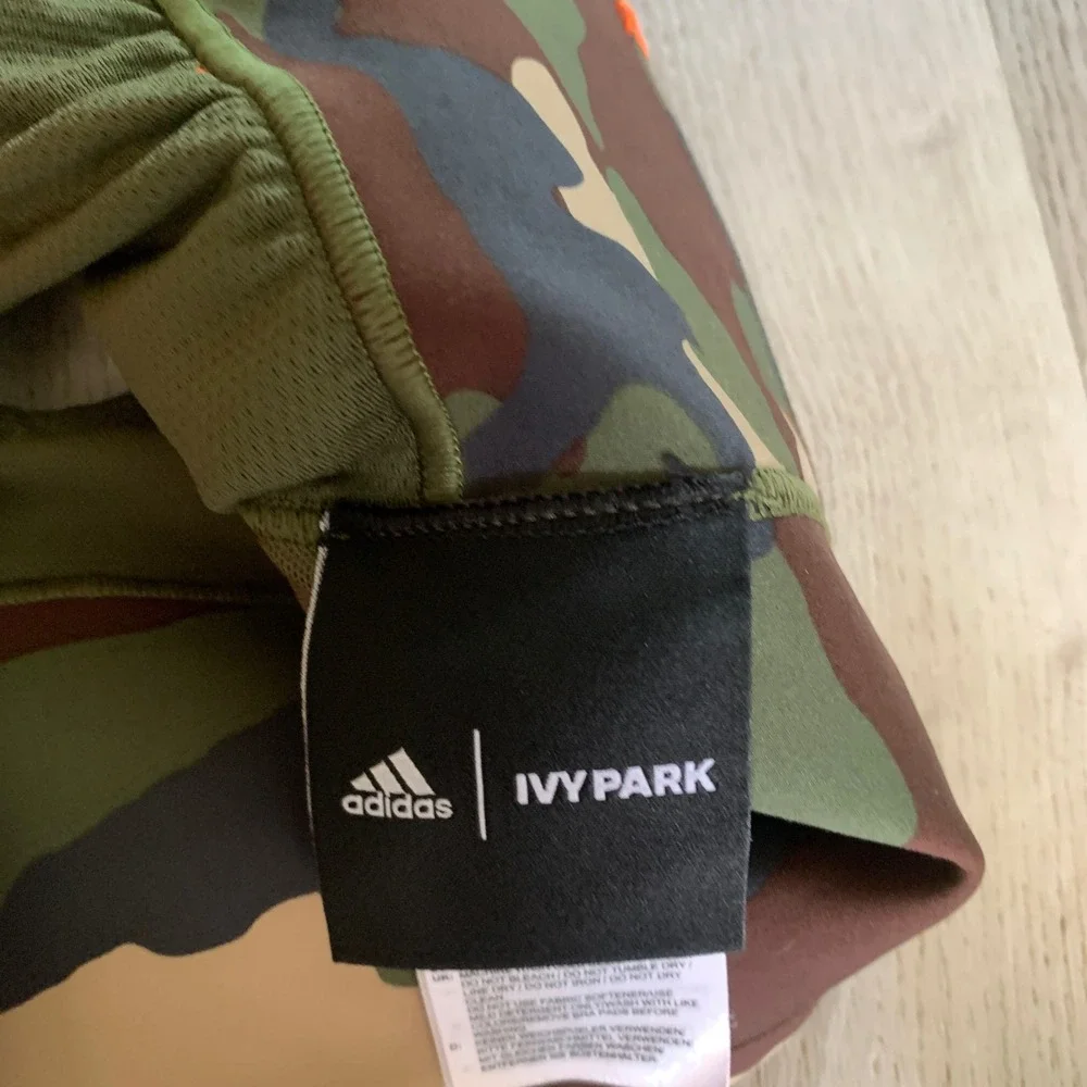 Adidas x Ivy Park Camo Sports Bra Neon Orange Piping Green Brown Camouflage